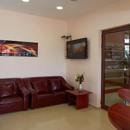 منتجع Family Yalta влас 3*