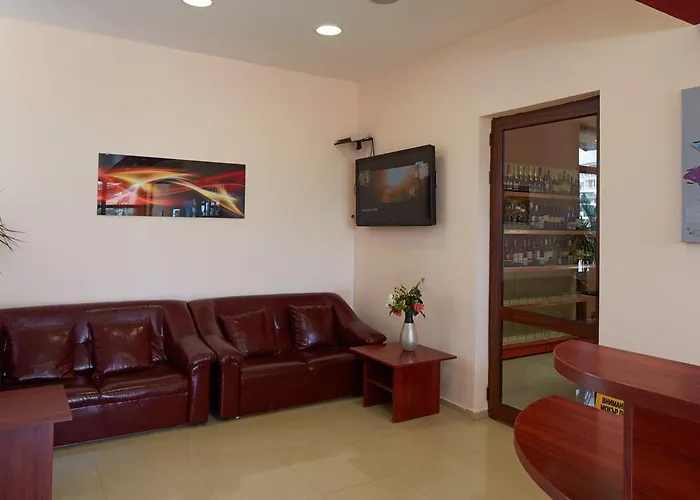 منتجع Family Yalta влас 3*